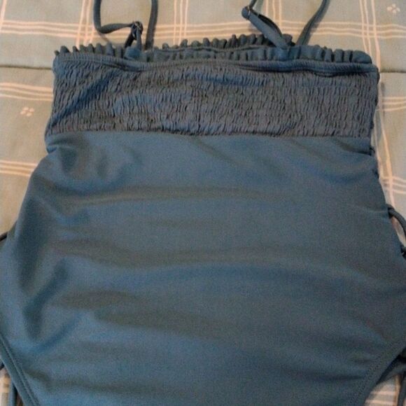 Xhilaration Swimsuit - Picture 9 of 12